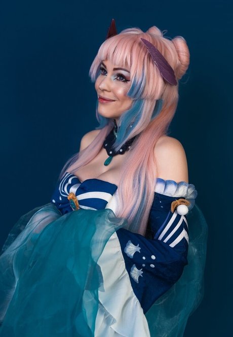 Anya Ichios photo 691