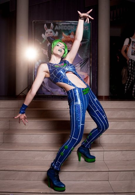 Anya Ichios photo 735