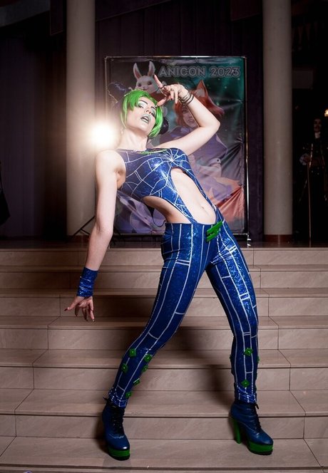 Anya Ichios photo 738
