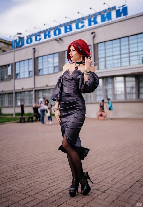 Anya Ichios photo 744