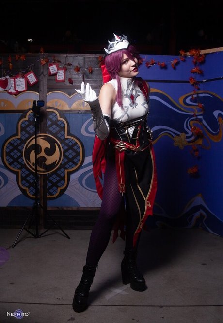 Anya Ichios photo 803