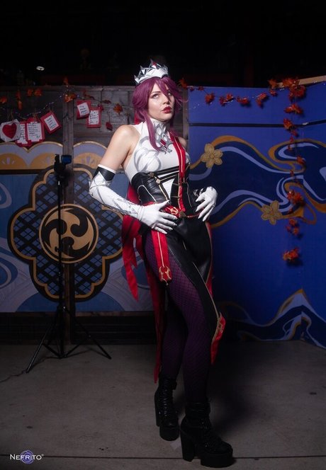 Anya Ichios photo 804