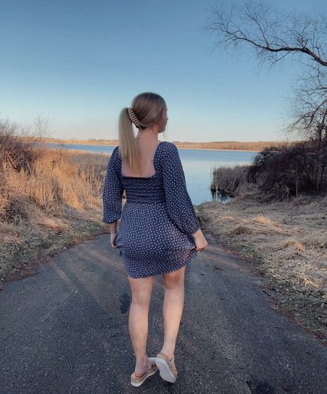 Anya Marie photo 12
