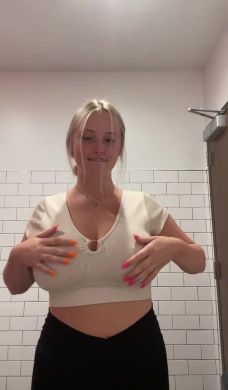 Anya Marie photo 96
