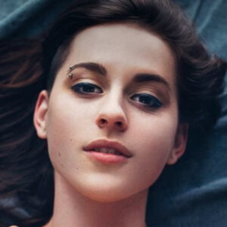 Apocalyptic Royalty photo 15