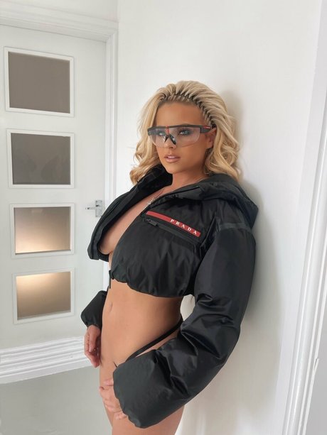 Barbi photo 1