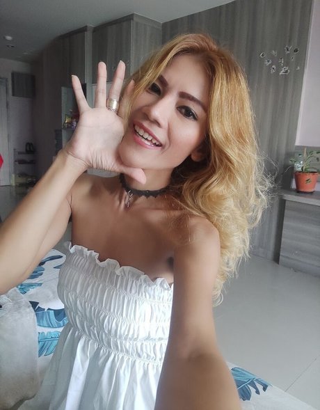 Apple & Noodee photo 35