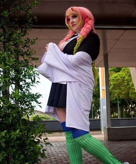 AppleBlonde photo 42