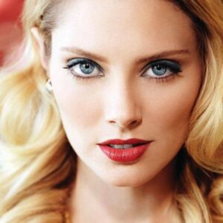 April Bowlby photo 13