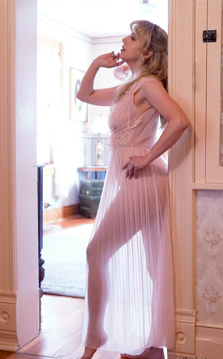 April Gloria photo 13