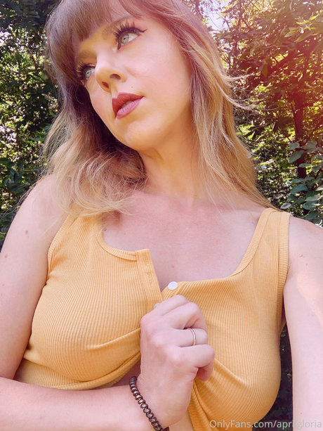 April Gloria photo 82