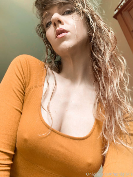 April Gloria photo 107