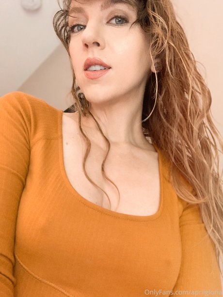 April Gloria photo 109
