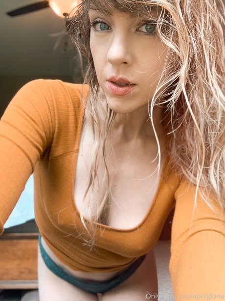 April Gloria photo 213