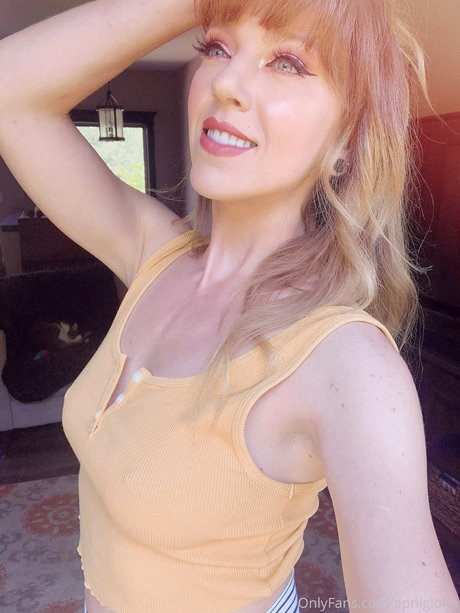 April Gloria photo 218