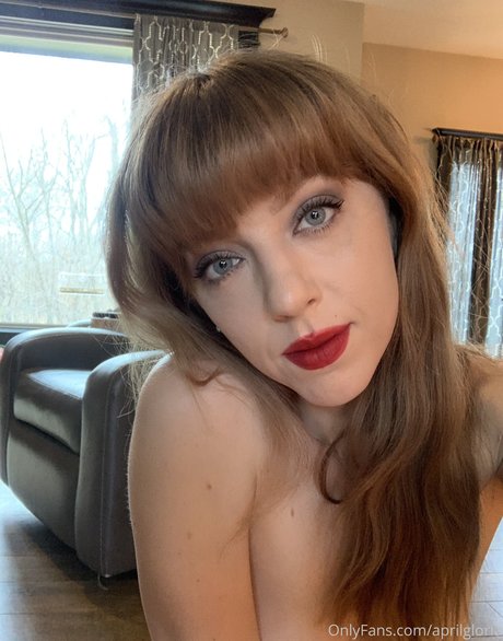 April Gloria photo 361
