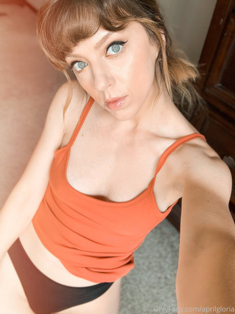 April Gloria photo 400