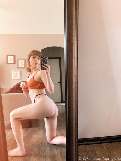 April Gloria photo 488