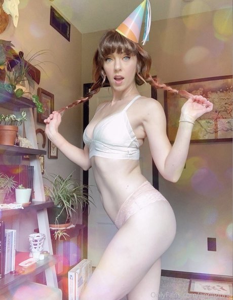April Gloria photo 874
