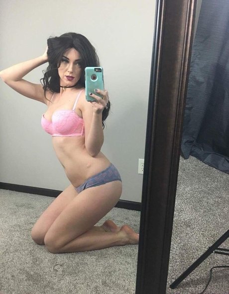 April Gloria photo 1304