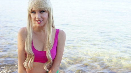 April Gloria photo 1569
