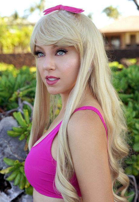April Gloria photo 1574