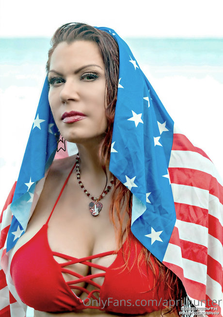 April Hunter photo 121