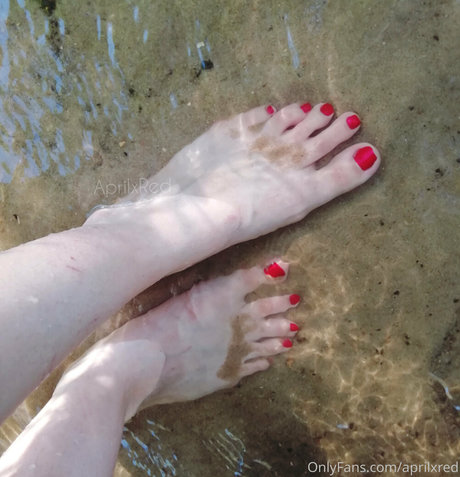 Aprilxredfree photo 34