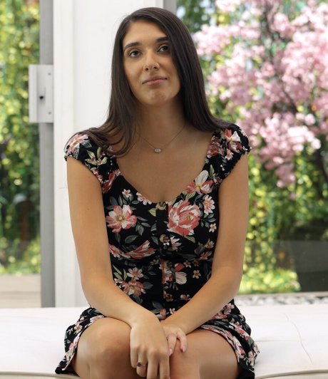 Aria Sloane photo 2