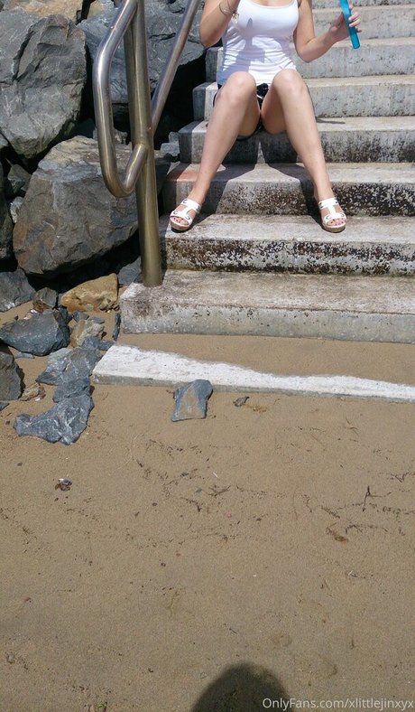 Ariajinxfree photo 1