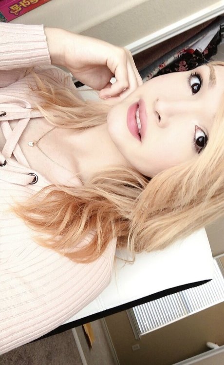 Arianaangelsxo photo 137