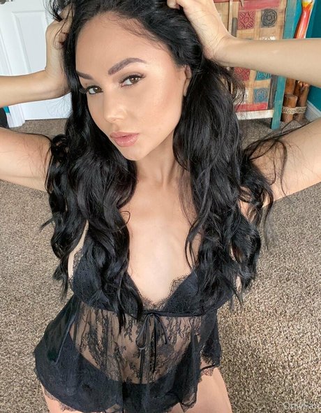Arianamarie photo 203