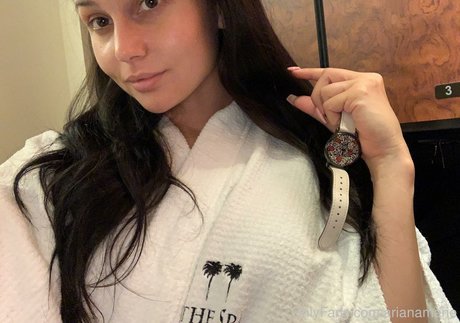 Arianamarie photo 263