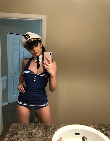 Arianamarie photo 281
