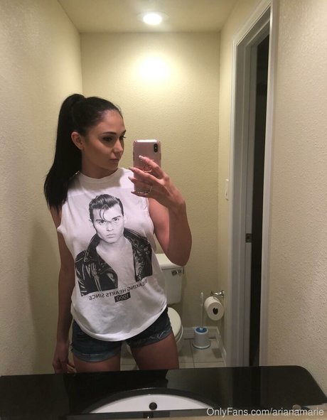 Arianamarie photo 288