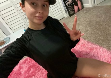 Arianamarie photo 583