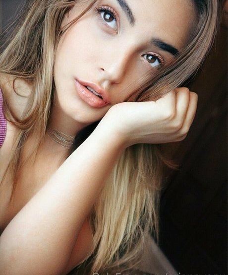 Arianavanx photo 91