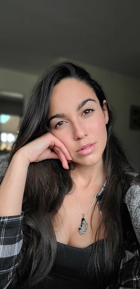 Arianna Marie photo 22