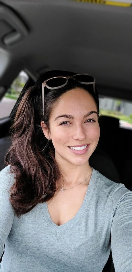 Arianna Marie photo 25