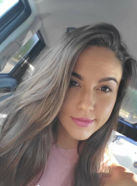 Arianna Marie photo 37