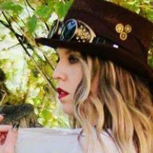 Profile photo of AriaWake_XOXO