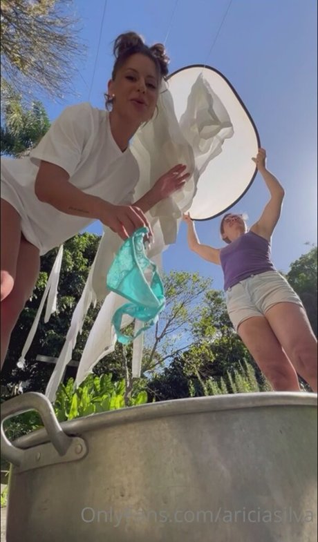 Aricia Silva photo 384