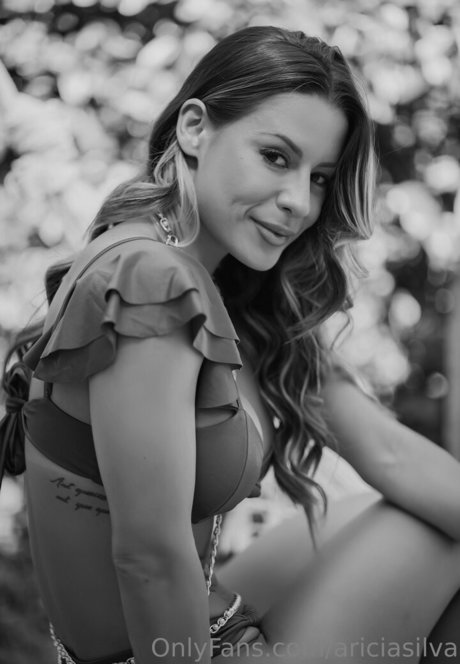 Aricia Silva photo 391