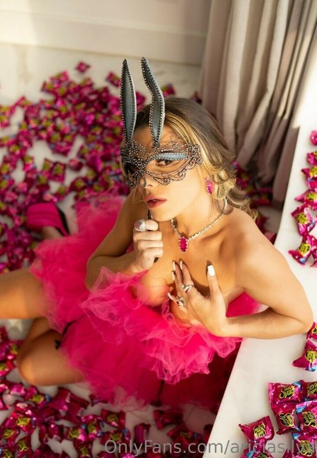 Aricia Silva photo 424