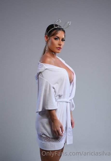 Aricia Silva photo 447