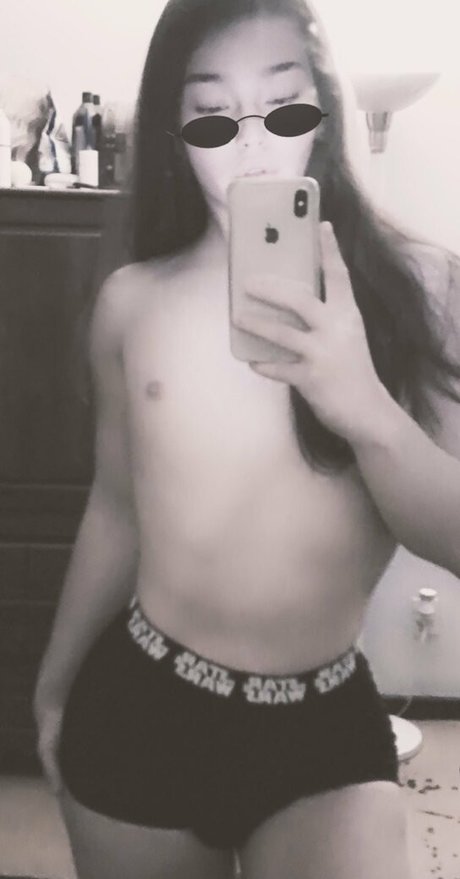 Arielllll photo 276