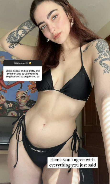 Artbitch666 photo 6