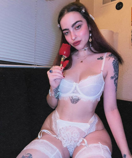 Artbitch666 photo 16