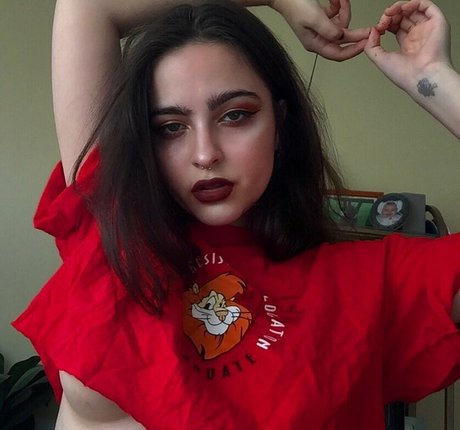 Artbitch666 photo 63