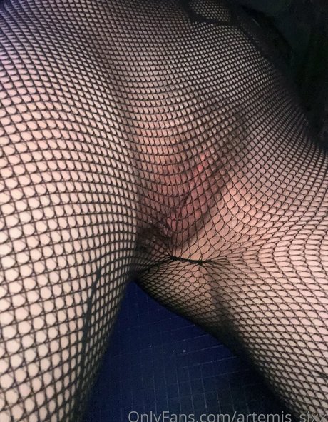 Artemis_sixx photo 7